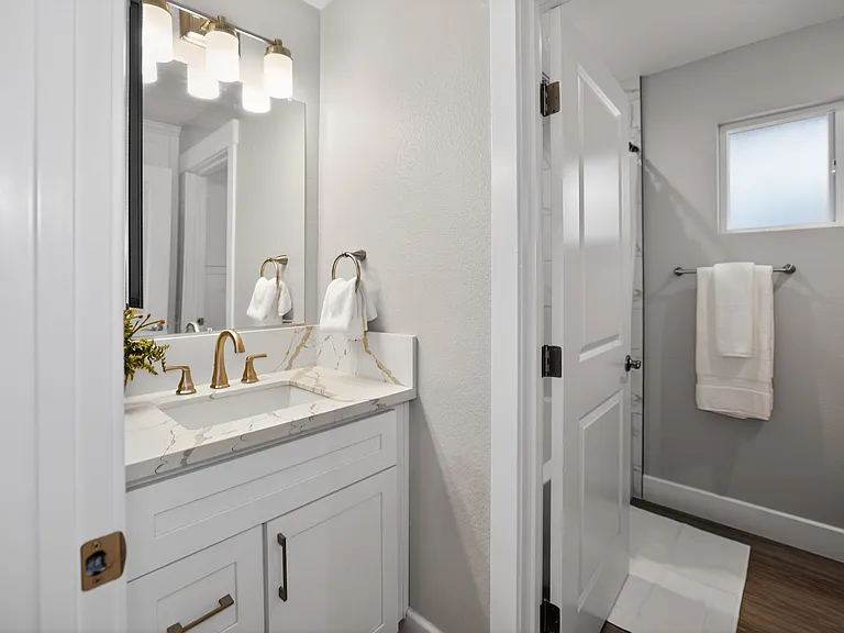 4925 El Cemonte Ave #2 — Photo 12