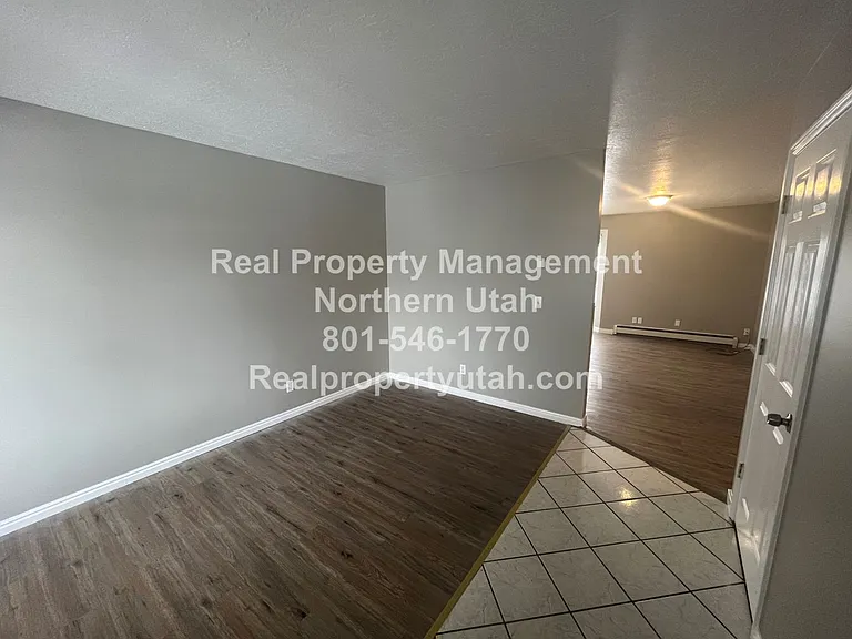 3051 W Gordon Ave — Photo 3