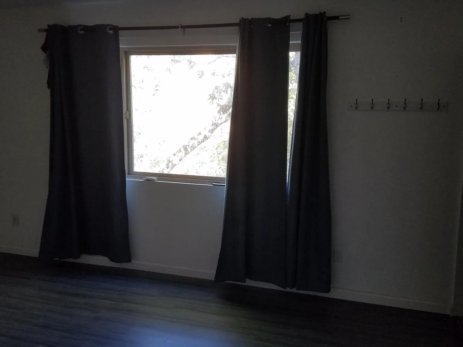 2 bed, 1.5 bath, 1050 sqft, $2,000 — Photo 4