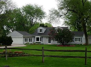 1142 N Stadium Rd, Oregon, OH 43616