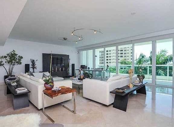 3rd image of 20155 NE 38th Ct APT 802