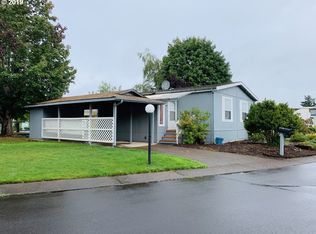 77500 S 6th St SPC C1, Cottage Grove, OR 97424