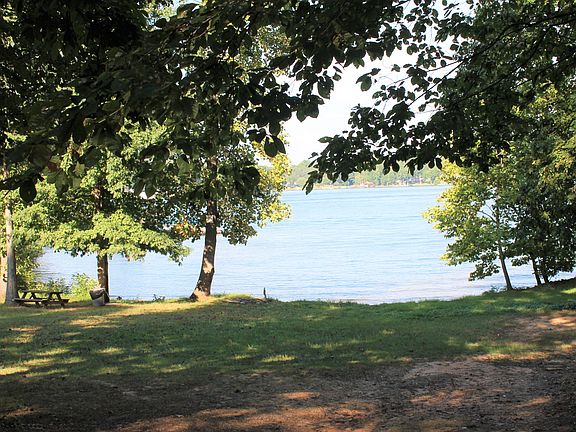 Lakeside community lot