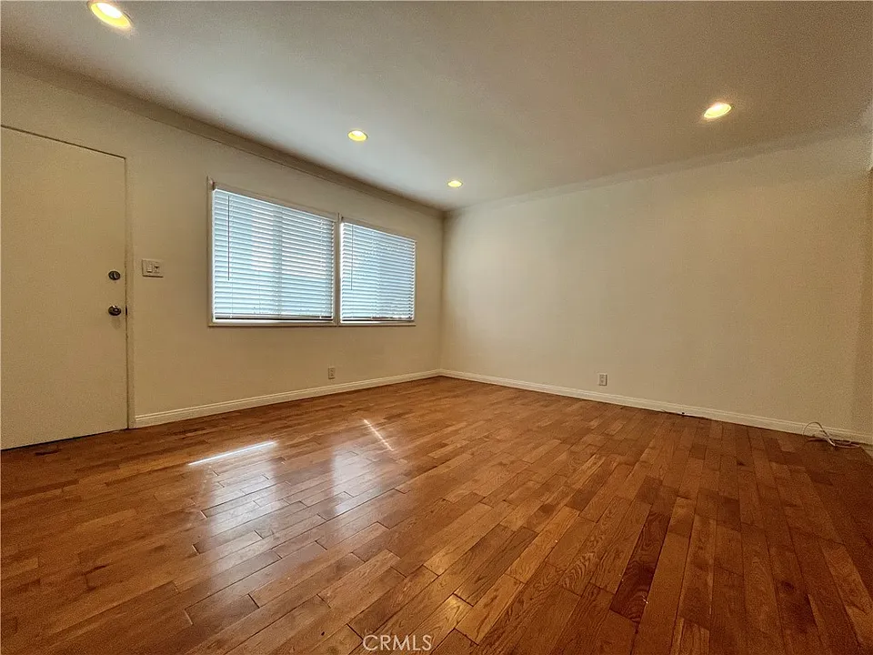 11901 W Washington Blvd #B