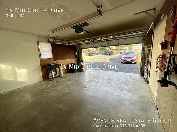 5th image of 14 Mid Circle Dr