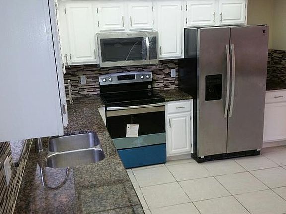 2nd image of 1856 Cannonwood Ave