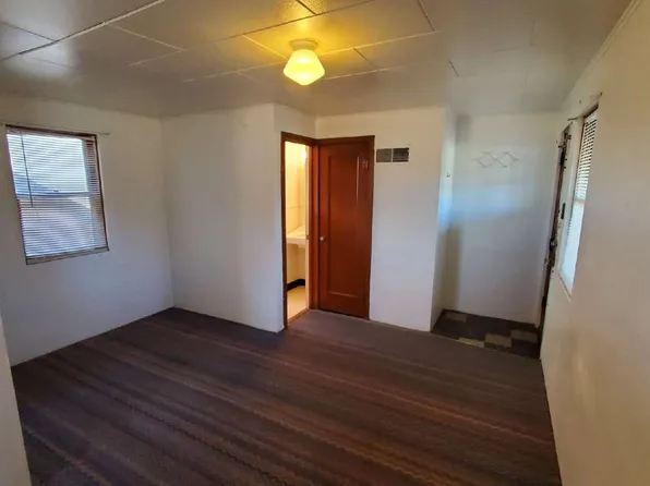 1802 Rumsey Ave APT 8, Cody, WY 82414