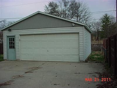 2nd image of 354 Reames Ave