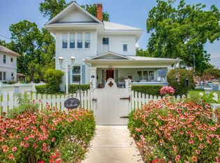 302 Featherston St, Cleburne, TX 76033