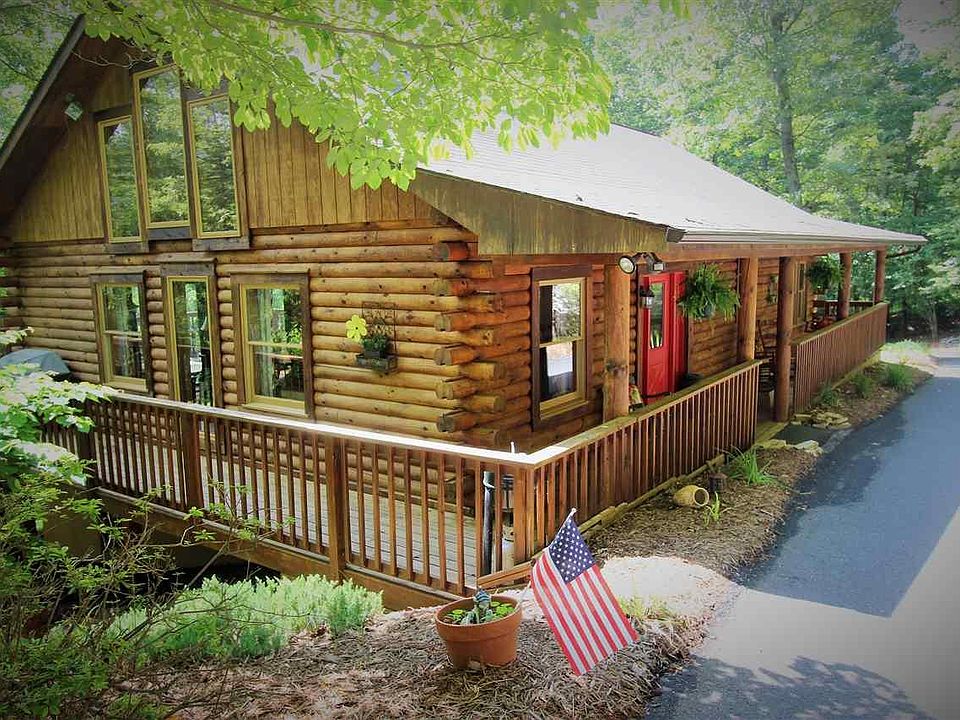 1st image of 38 Acorn Hill Ln