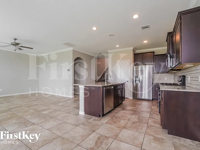 6730 Trinity Trail Ln — Photo 4