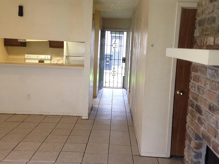 1941 Southpointe Dr #2 — Photo 1