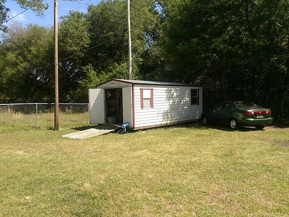 5th image of 405 Lawton Dr