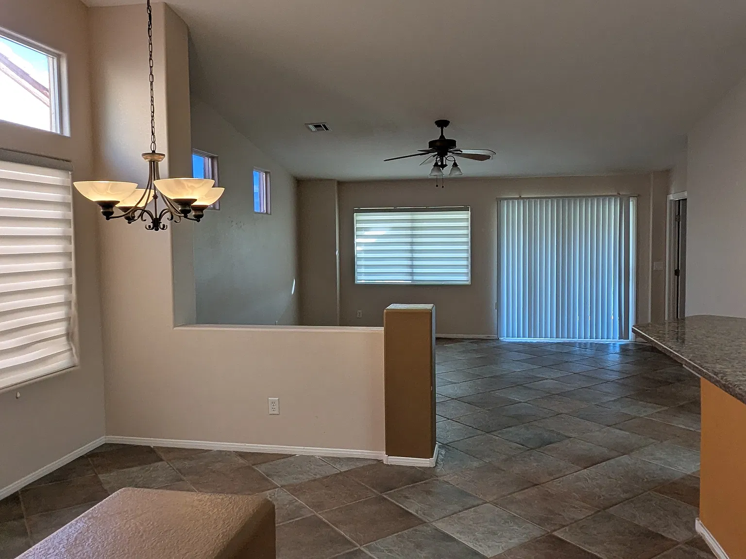 3 bed, 1690 sqft, $2,299 — Photo 2