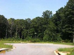 8664 Drake Dr, Lula, GA 30554