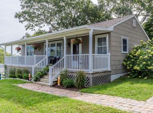 3 Holzman Dr, Hampton Bays, NY 11946