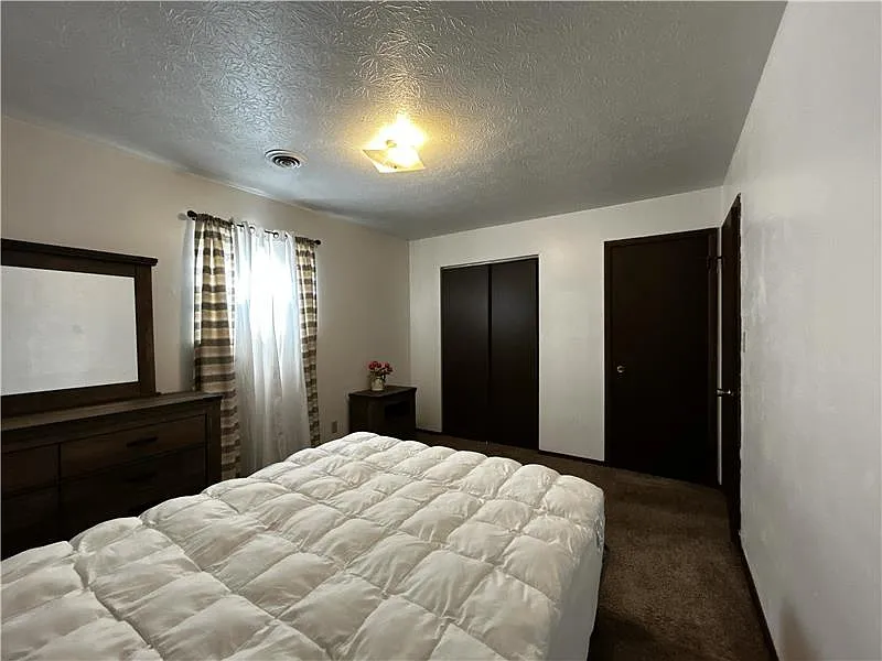 105 Wildwood Dr — Photo 3