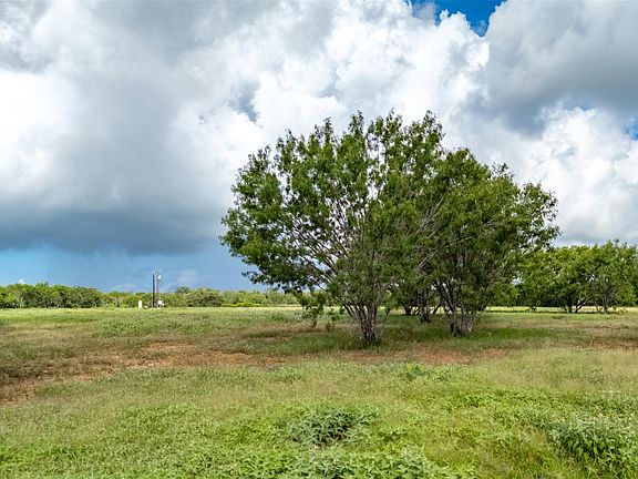 2nd image of 5485 County Road 249
