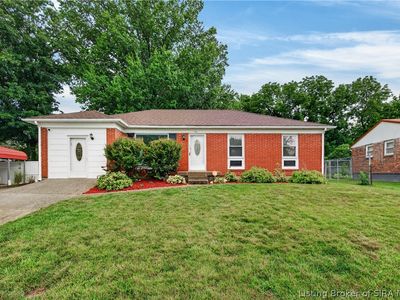 326 Fairwood Drive, Jeffersonville, IN, 47130