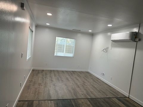 3rd image of 454 E 63rd St #A