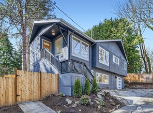 12745 19th Ave NE, Seattle, WA 98125