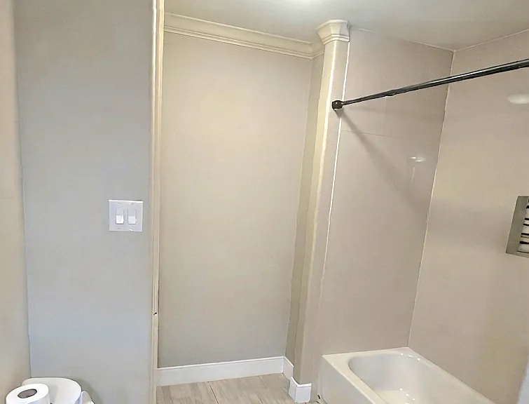 11007 Hillcroft Ave — Photo 20