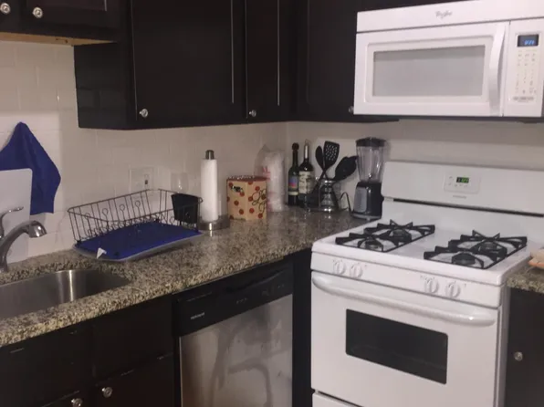 4423 W Fullerton Ave #3, Chicago, IL 60639
