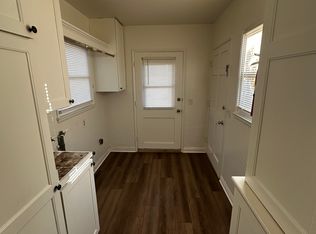 320 S 1st Ave APT B, Upland, CA 91786