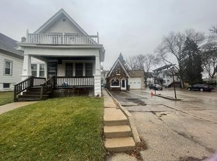 902 W Keefe Ave #906, Milwaukee, WI 53206