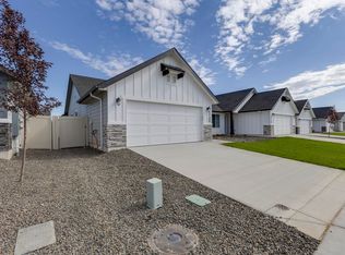 15707 N Exeter Way, Meridian, ID 83646