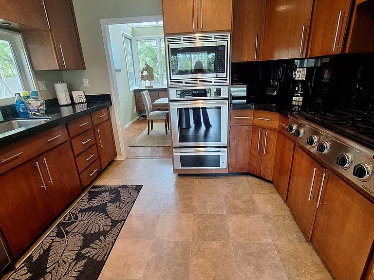 141 Mokumanu Dr — Photo 6