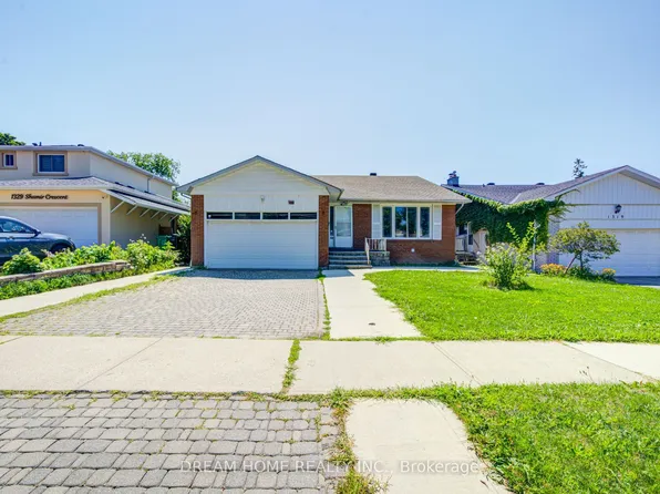 1323 Shamir Cres, Mississauga, ON L5C 1L2