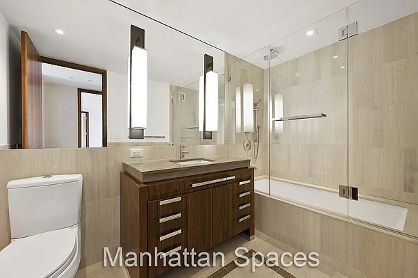 Rented by Manhattan Spaces | media 12