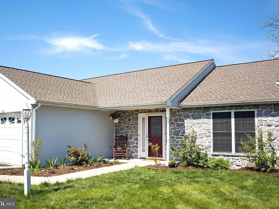1st image of 613 Blueberry Ln