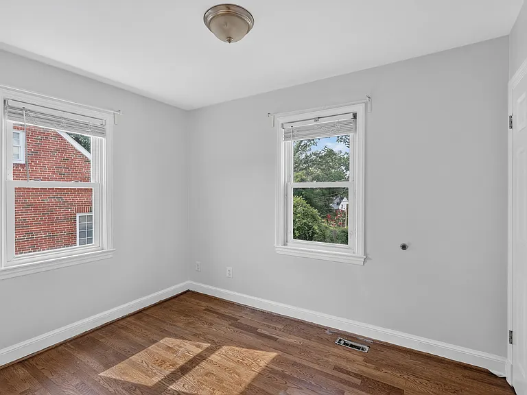 6009 Inwood St — Photo 9