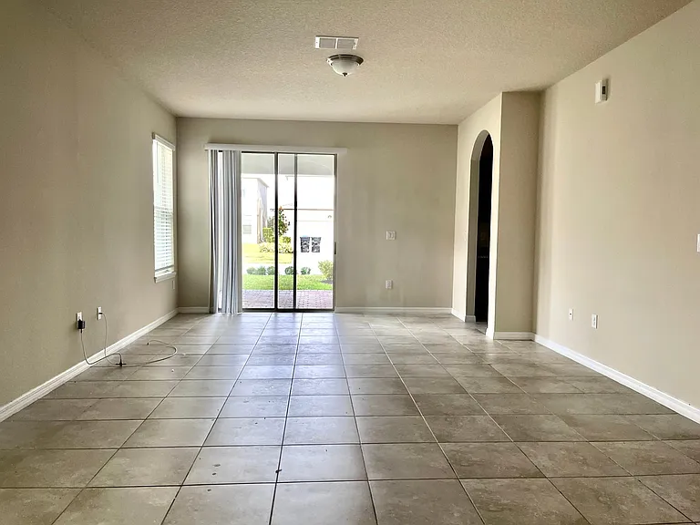 10284 Heronwood Aly — Photo 4