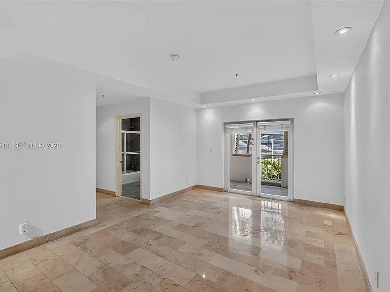 1413 Sunset Harbour Dr #209 — Photo 16