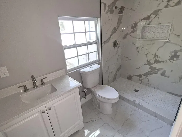 476 Edgehill Ave #476C — Photo 3