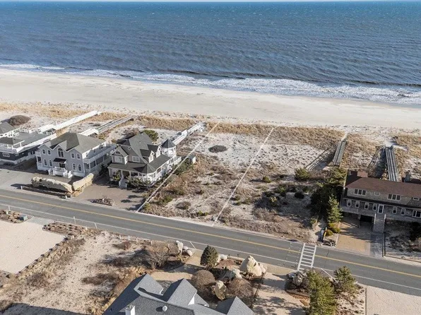 699 Dune Road, Westhampton Beach, NY 11978