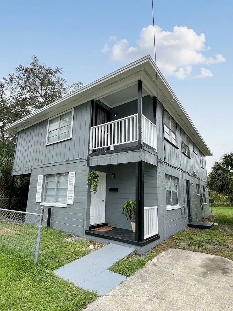 712 Eaverson St. — Photo 1