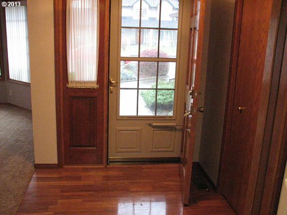 2nd image of 5307 NE 101st St