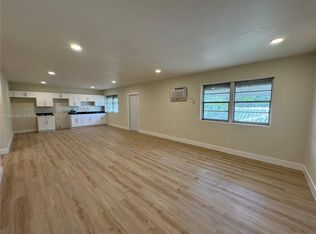 1711 Fillmore St #8, Hollywood, FL 33020