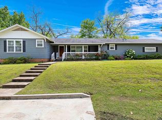 608 E Delta St, Jefferson, TX 75657