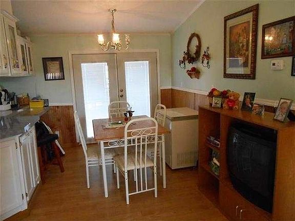 4th image of 1148 Mount Vista Dr