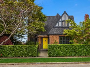 2617 28th Ave W, Seattle, WA 98199