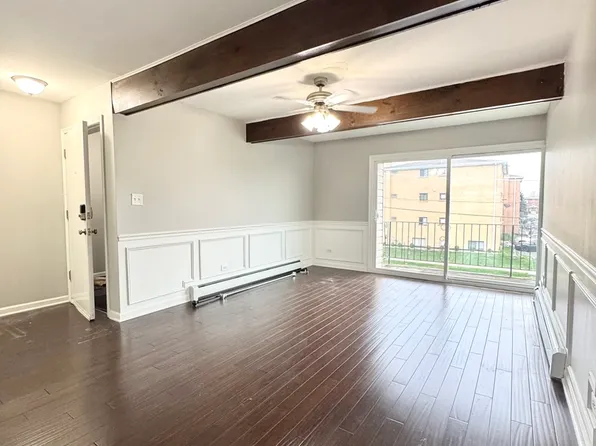 5644 W 105th St APT 2W, Oak Lawn, IL 60453