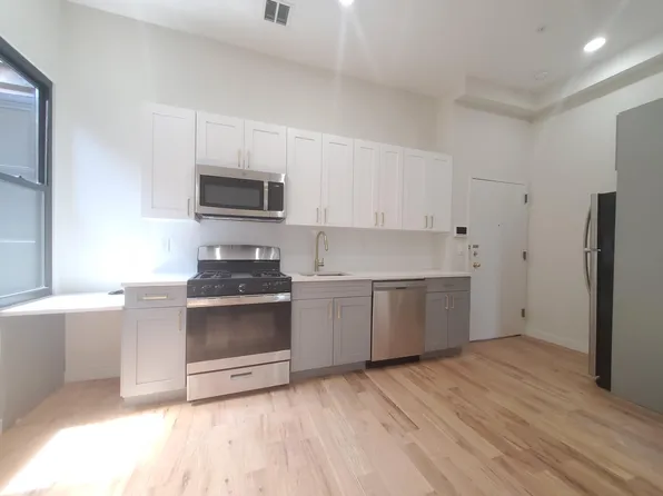 141 Monticello Avenue image 1 of 5