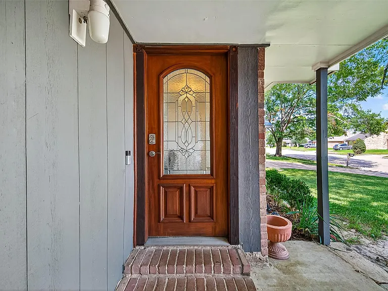 5323 Windsong Trl — Photo 9