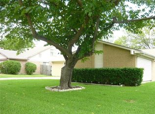 1009 Via Valencia, Mesquite, TX 75150