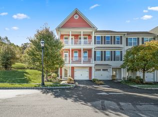 96 Warrington Round, Danbury, CT 06810